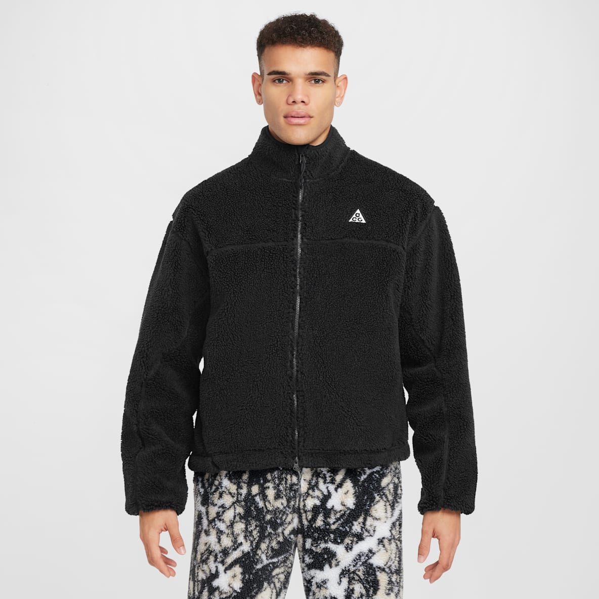 Black Hand Pocket Therma-FIT ADV Sweatshirts. Nike.com